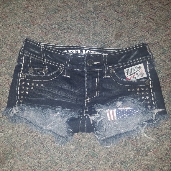 Affliction shorts - Picture 1 of 4